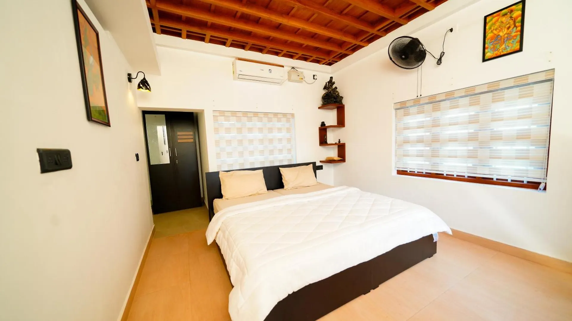 Jaladhija - Lakeview Homestay Kozhikode